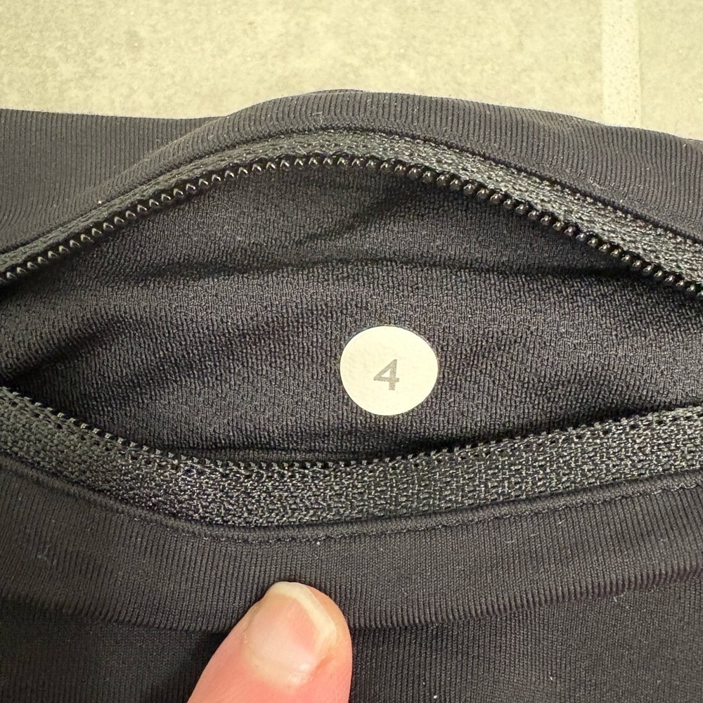 Lululemon Secret Garden Run Inspire Crop Leggings Size 4 - Picture 10 of 13